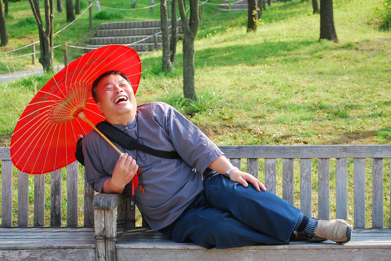 日本雨伞代妈借卵生的男孩网红（日本雨伞代妈借卵生的男孩网红叫什么）